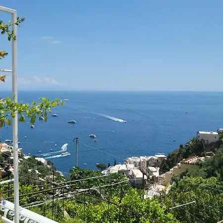 L'americano Apartment *